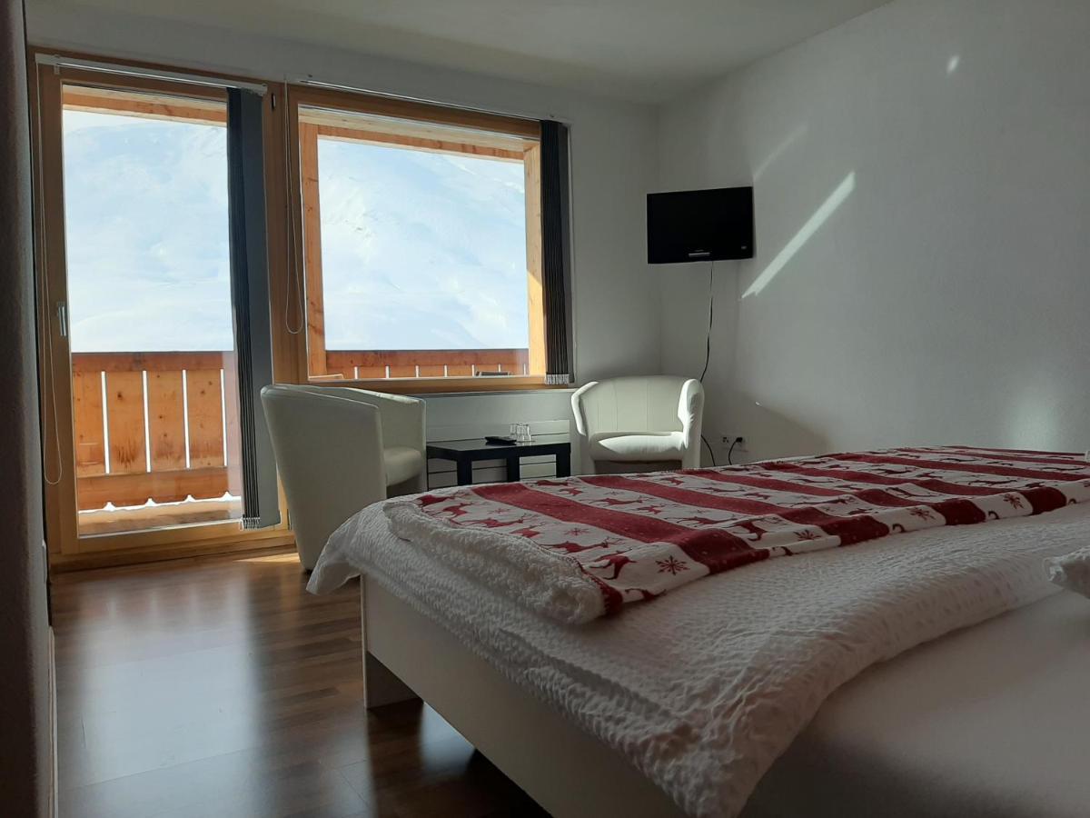 Hotel Avers Am Bach Eksteriør bilde