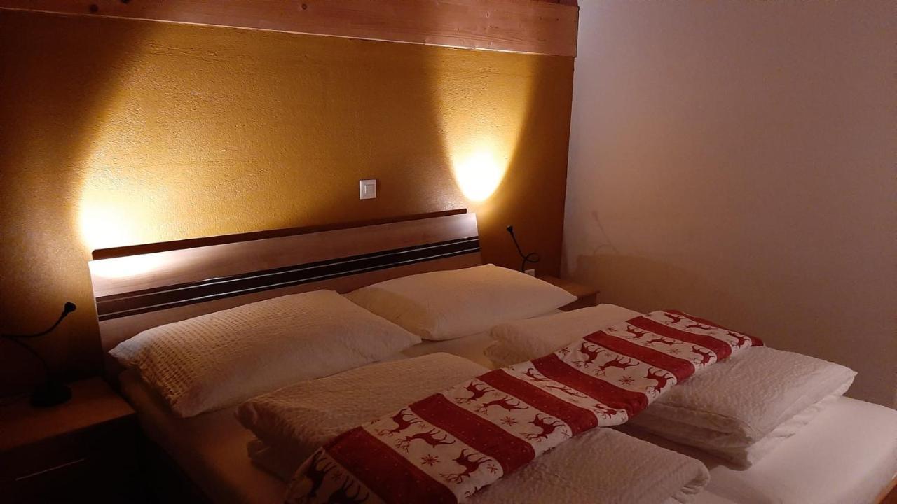 Hotel Avers Am Bach Eksteriør bilde