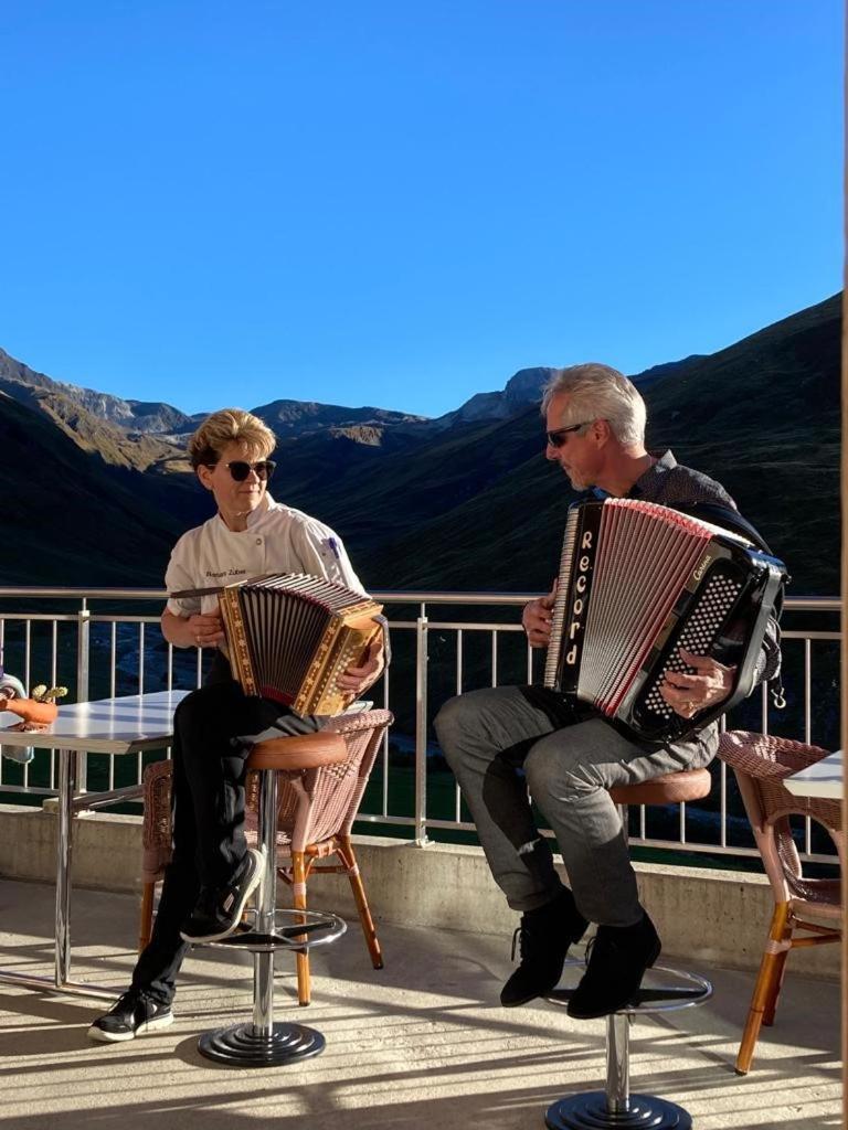 Hotel Avers Am Bach Eksteriør bilde